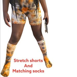 Stretch shorts and matching socks for girls
